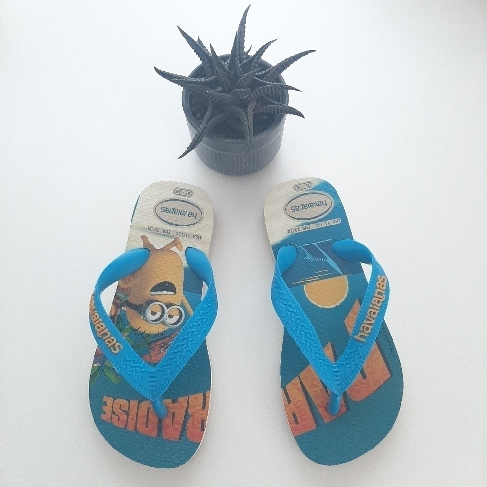 Havaianas Kids Minions Flip Flops size 11/12C
